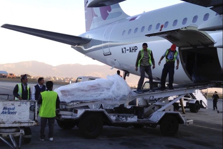 Air transport service for mortal remains